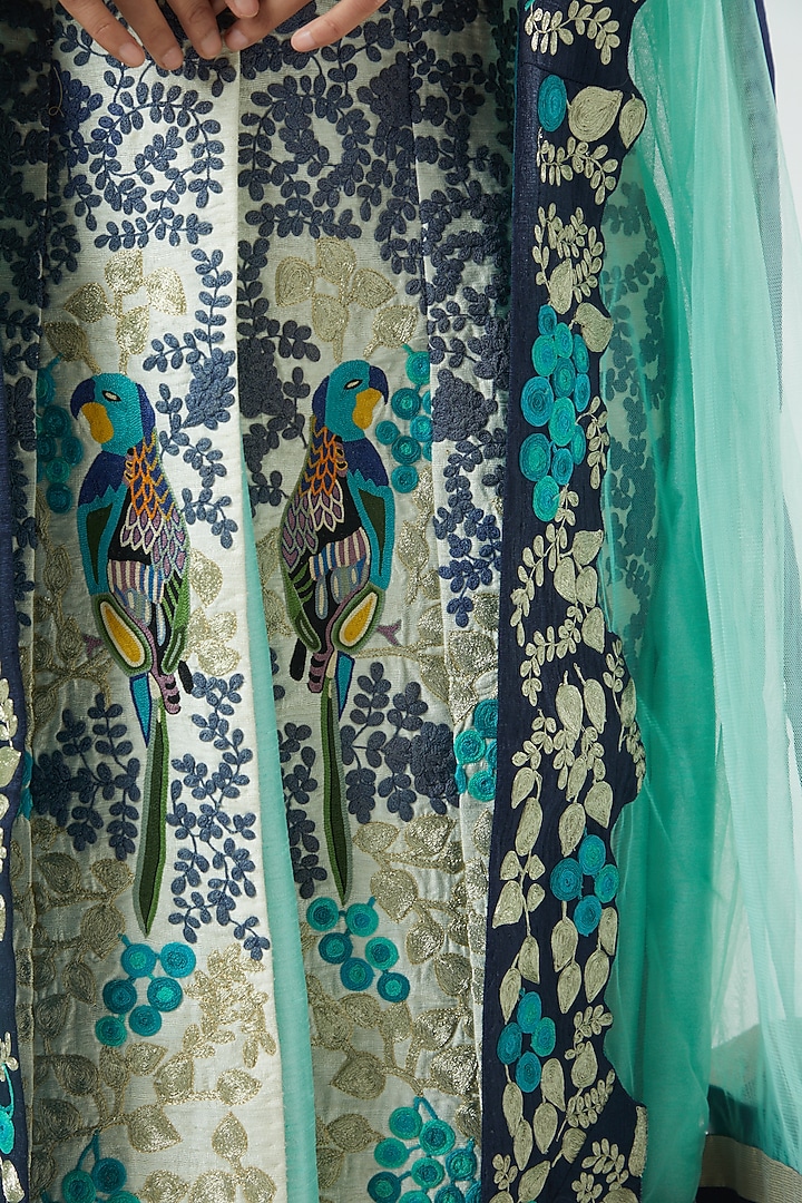 Ivory & Turquoise Kurta Set by Aharin India at Pernia's Pop Up Shop