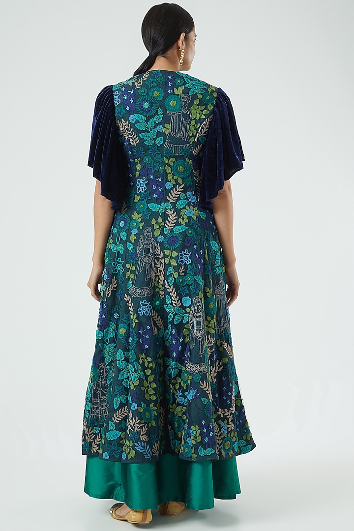 Turquoise Embroidered Kurta Set by Aharin India at Pernia's Pop Up Shop