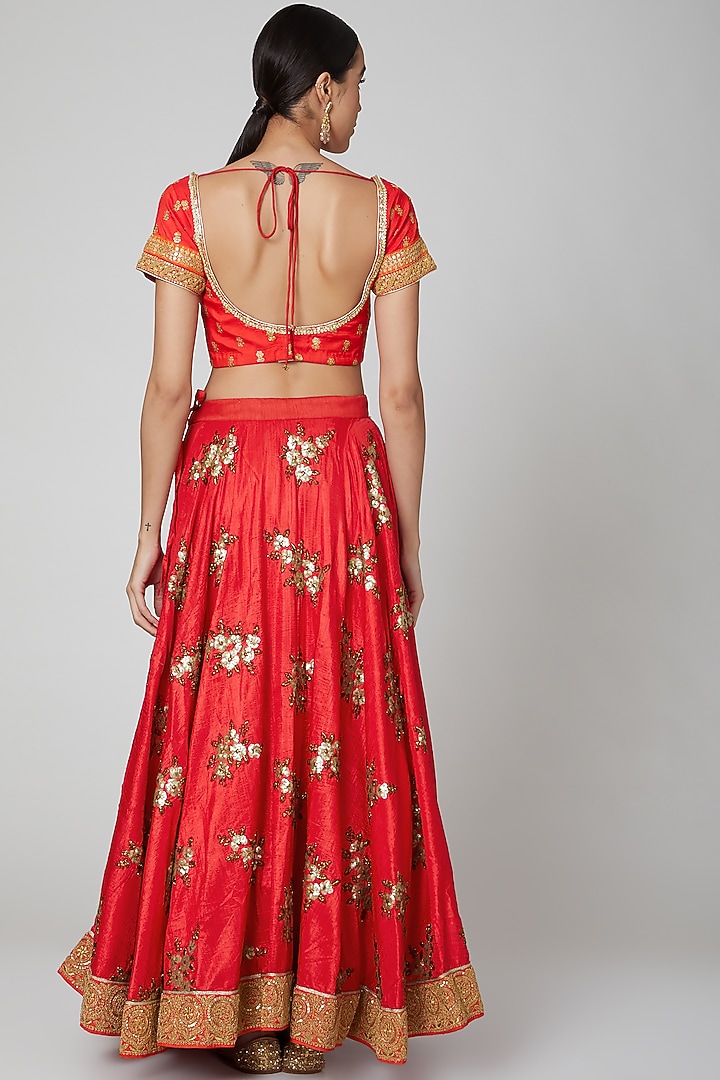 Red Embroidered Wedding Lehenga Set by Aharin India at Pernia's Pop Up Shop