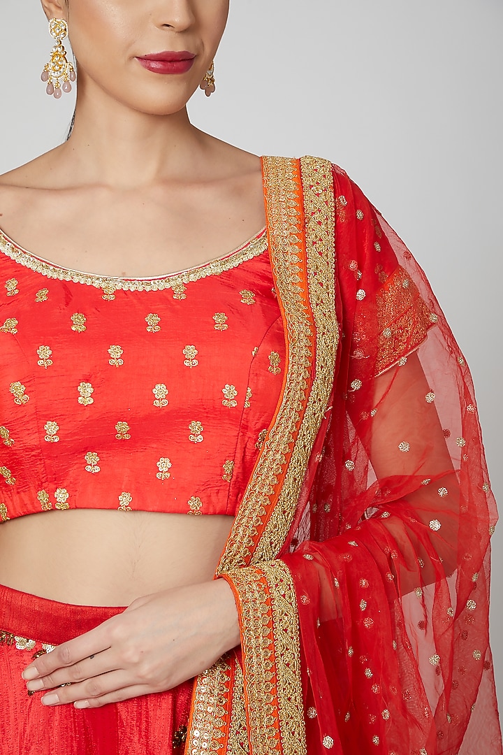 Red Embroidered Wedding Lehenga Set by Aharin India at Pernia's Pop Up Shop