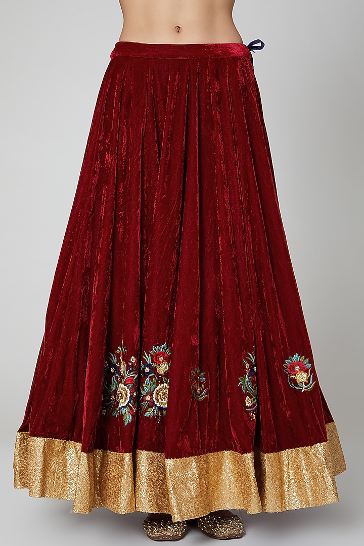 Maroon Embroidered Wedding Lehenga Set by Aharin India at Pernia's Pop Up Shop