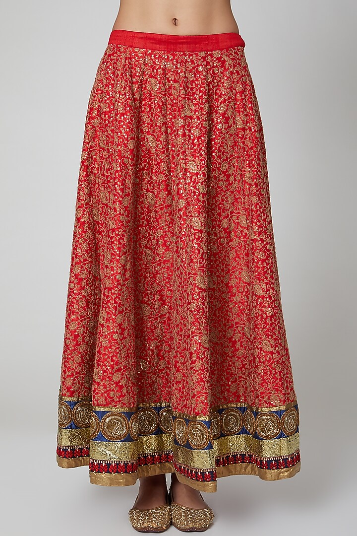 Red Embroidered Wedding Lehenga Set by Aharin India at Pernia's Pop Up Shop