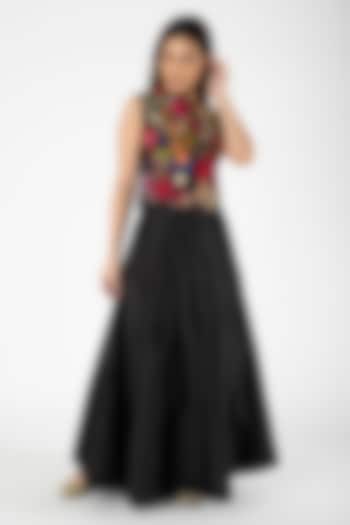 Black Embroidered Jacket With Lehenga by Aharin India at Pernia's Pop Up Shop