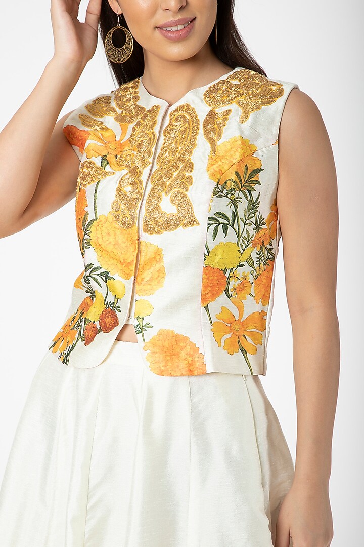 Ivory Embroidered Jacket With Lehenga by Aharin India at Pernia's Pop Up Shop