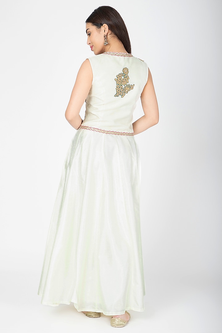 White Embroidered Jacket With Lehenga by Aharin India at Pernia's Pop Up Shop