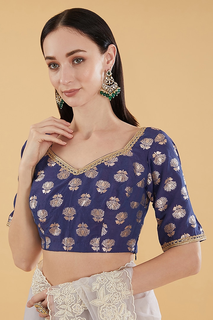 Ivory Organza Floral Embroidered Wedding Saree Set by Aharin India at Pernia's Pop Up Shop