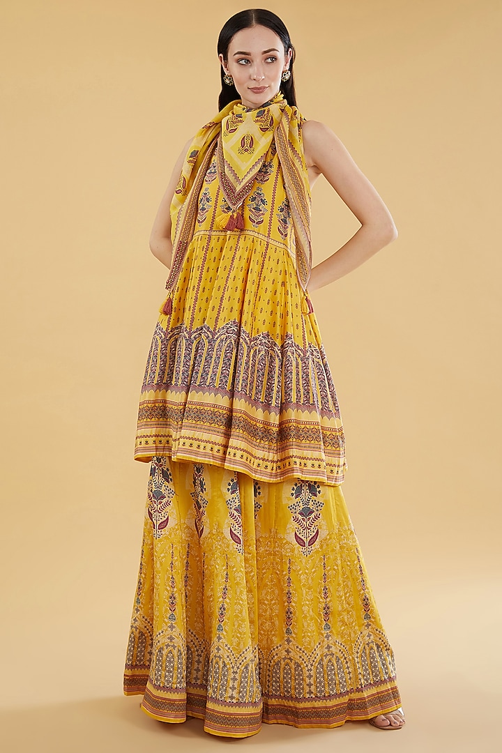 Yellow Cotton Silk Floral Printed Skirt Set by Aharin India at Pernia's Pop Up Shop