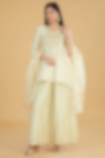 Light Pista Green Cotton Silk Floral Embroidered Kurta Set by Aharin India at Pernia's Pop Up Shop