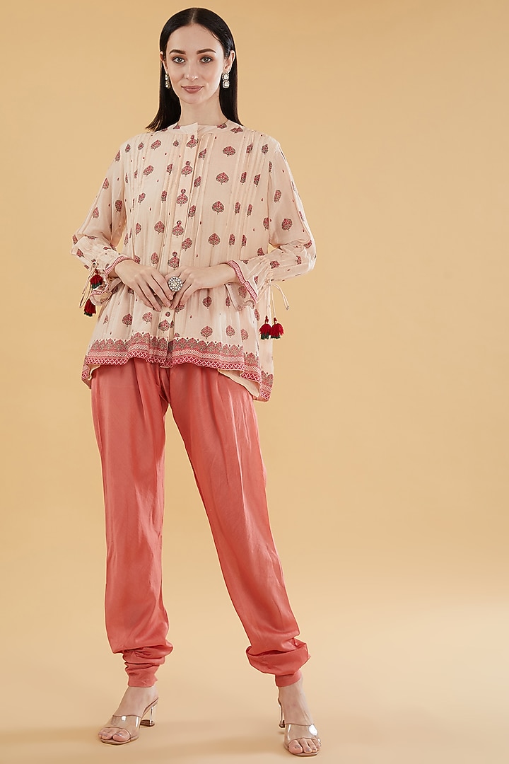 Peach Cotton Silk Pant Set by Aharin India at Pernia's Pop Up Shop