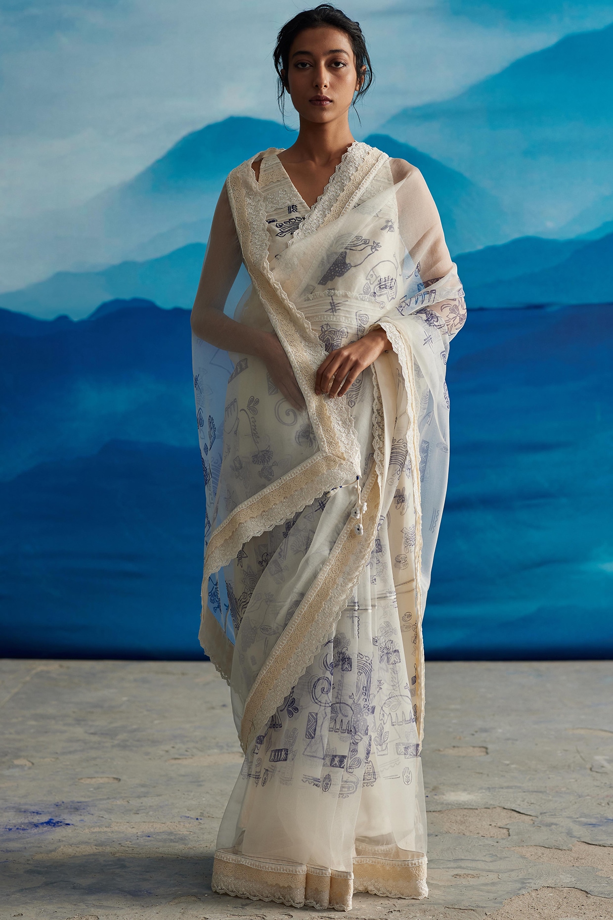 Buy Premium Pure Handloom Chanderi Lichi Silk White Saree With Silver Zari  Suitable for Christian Bridal Wear, Party Wear Saree. Online in India - Etsy