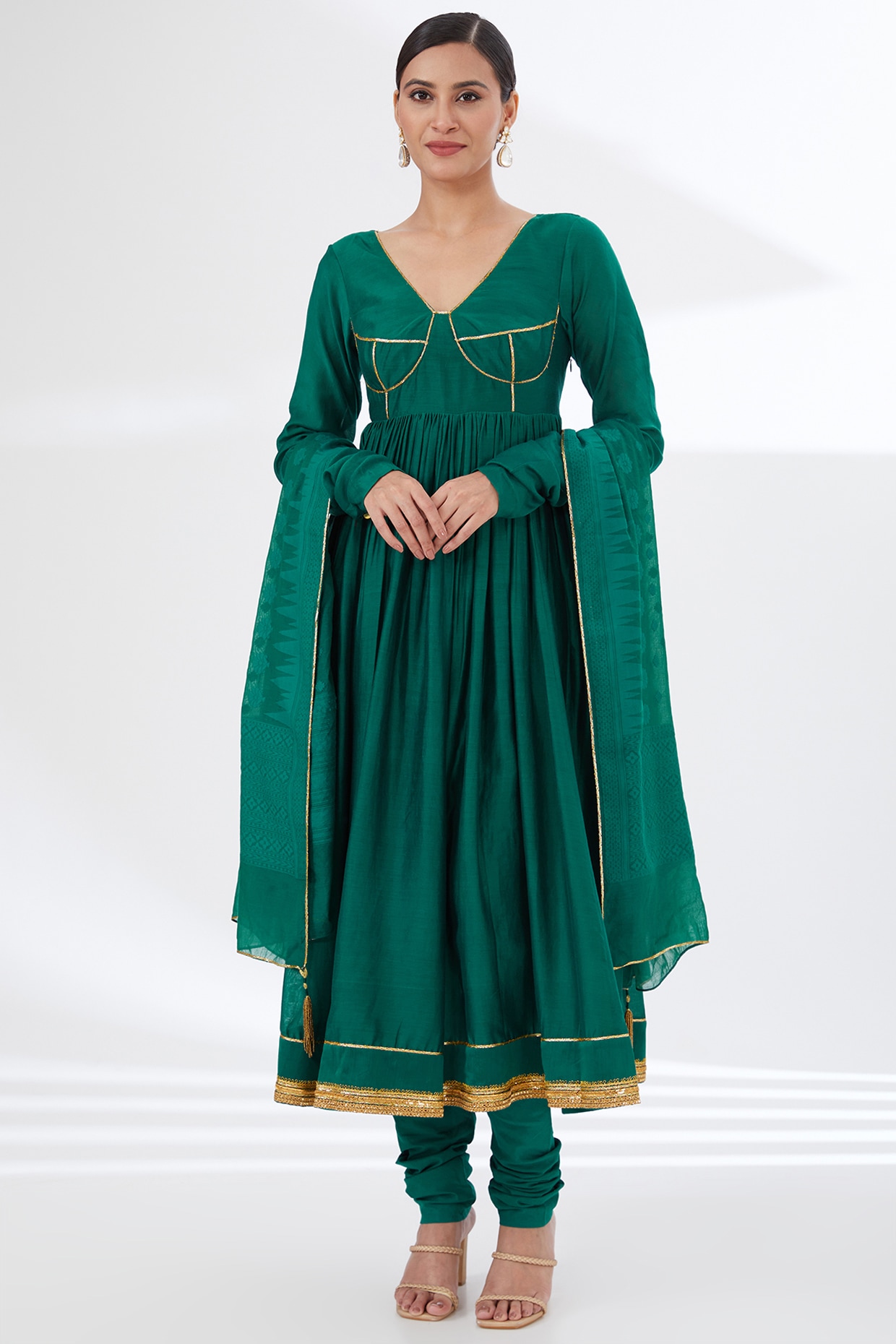 Buy SAINOOR Women'S Straight Style Thread Chudidar Dress Material  (Unstiched) (Gn410731001) at Amazon.in