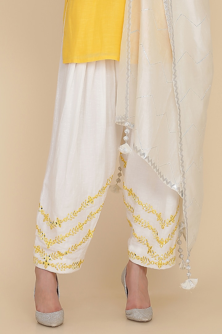Yellow Chanderi Embroidered Tunic Set by anju & harleen at Pernia's Pop Up Shop