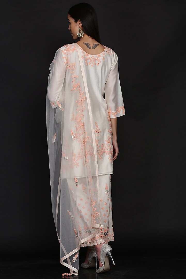 Ivory Chanderi Embroidered Tunic Set by anju & harleen at Pernia's Pop Up Shop