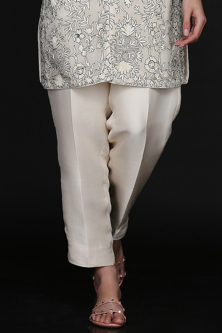 Ivory Chanderi Embroidered Tunic Set by anju & harleen at Pernia's Pop Up Shop