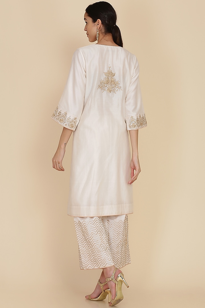 Ivory Chanderi Embroidered Tunic Set by anju & harleen at Pernia's Pop Up Shop