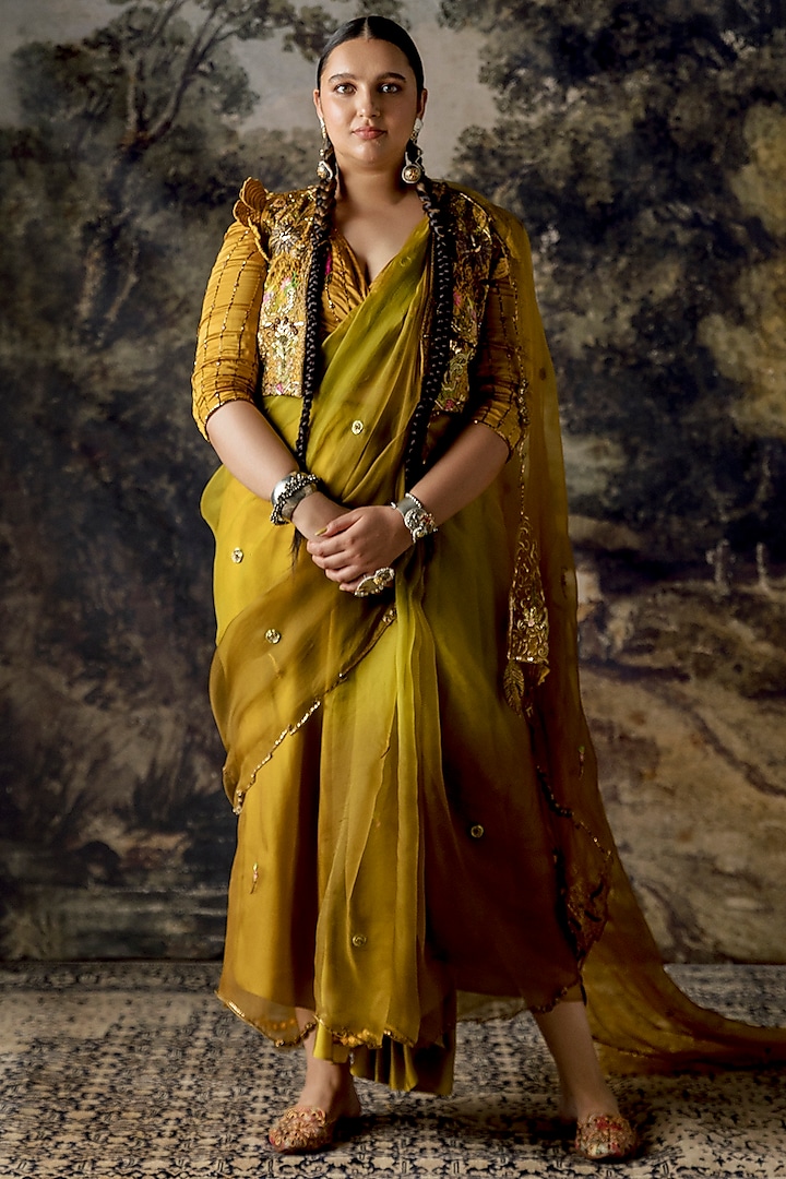 Dandelion Yellow Embroidered Saree Set by A Humming Way at Pernia's Pop Up Shop