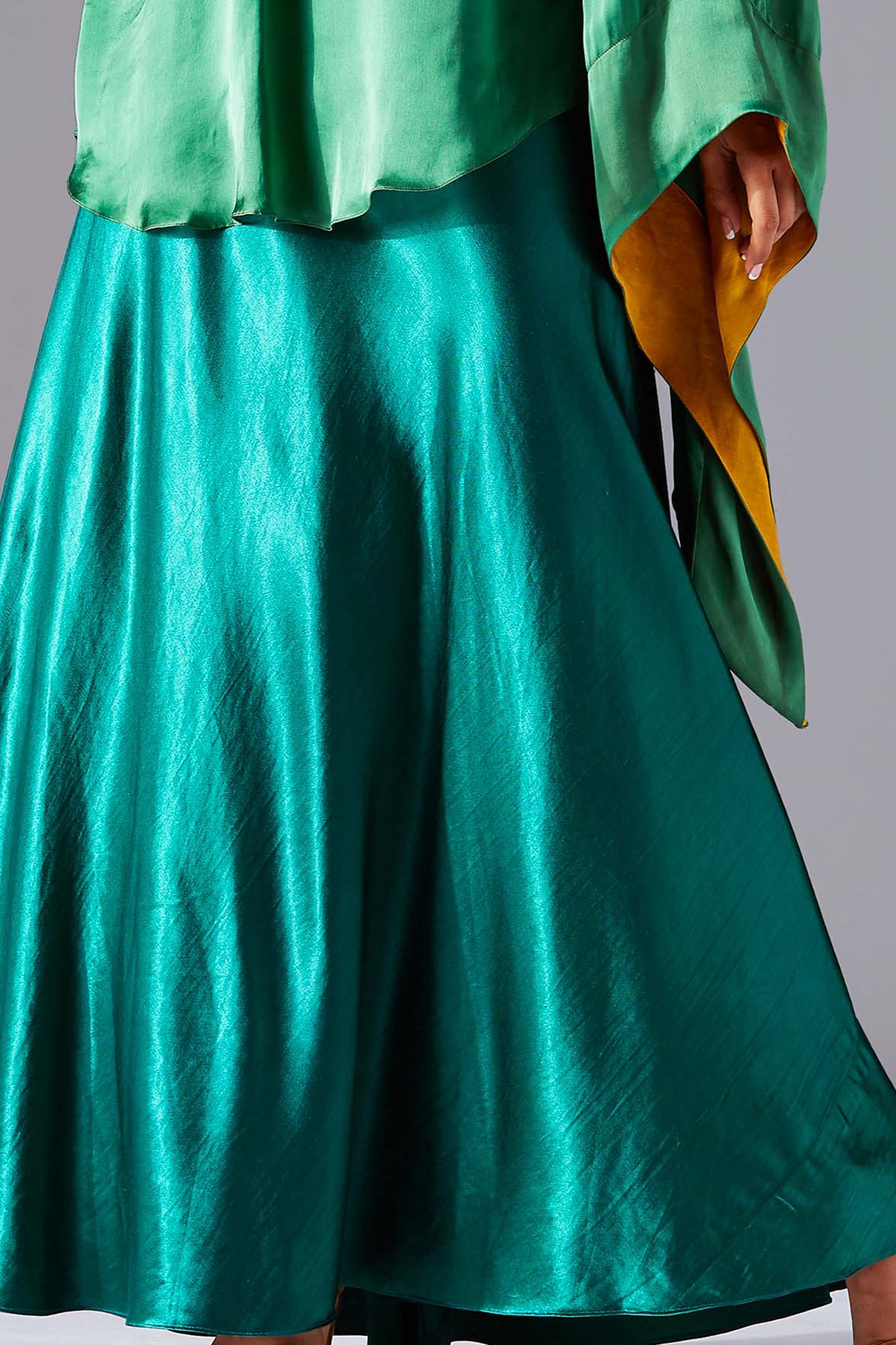 Silk emerald outlet skirt