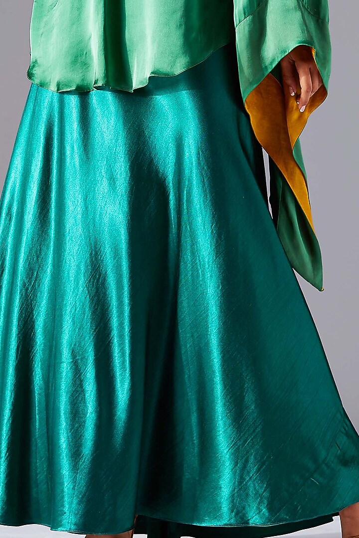 Emerald Green Mashru Silk Skirt Set by A Humming Way at Pernia's Pop Up Shop
