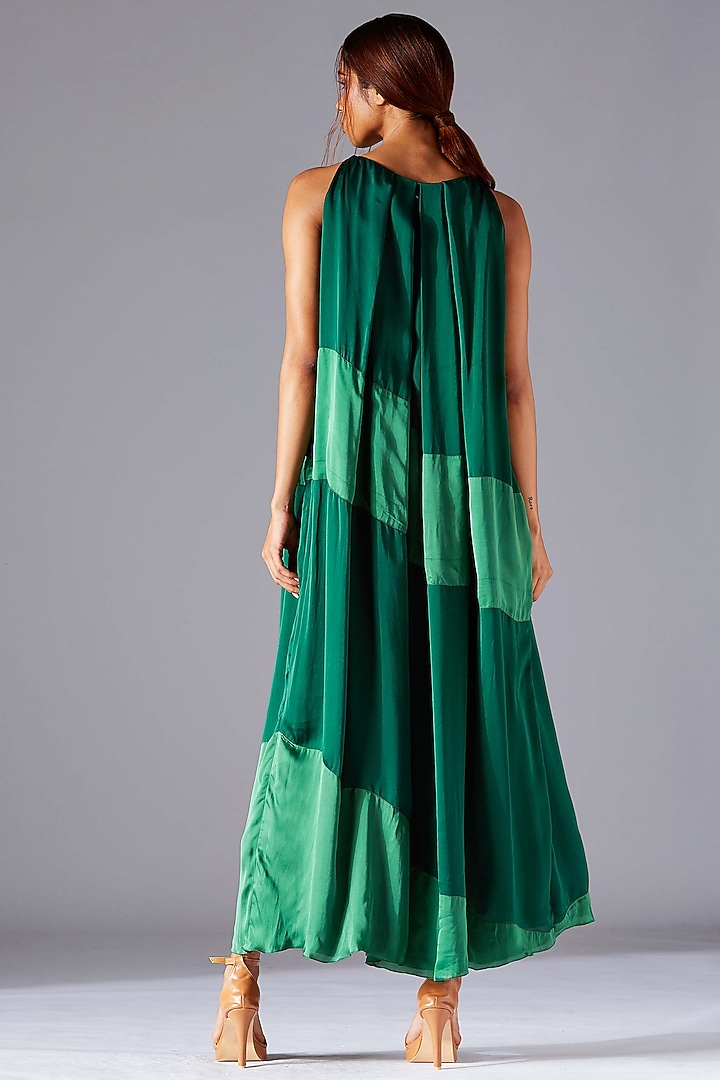 Forest Green Paneled Vacation Dress by A Humming Way at Pernia's Pop Up Shop