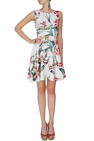 White isla bonita waist cutout dress by Ash Haute Couture