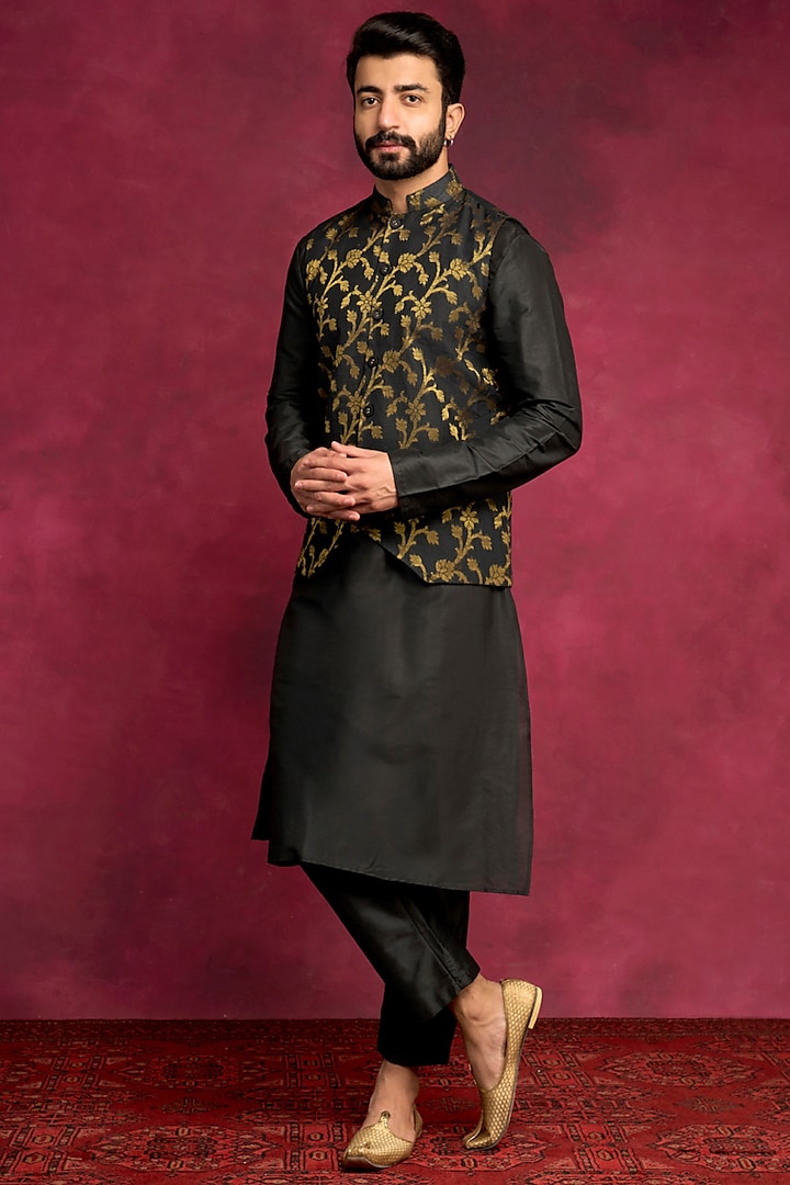 Black Cotton Viscose Embroidered Bundi Jacket Set by ABHISHTI