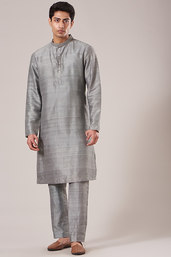 Grey Kurta Set With Embroidered Bundi Jacket by Aisha Rao Men at Pernia's Pop Up Shop