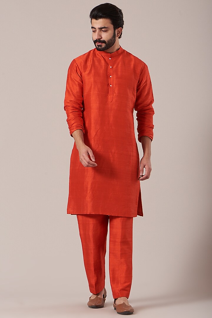Ice Blue Raw Silk Printed & Embellished Bundi Jacket Set by Aisha Rao Men at Pernia's Pop Up Shop