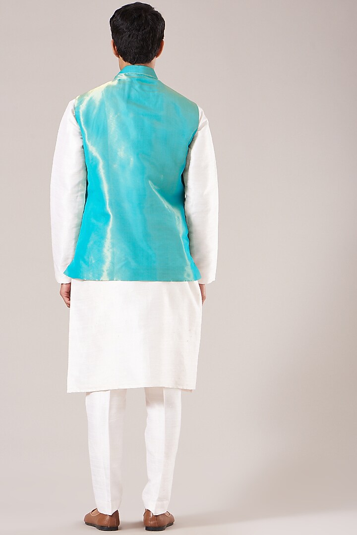 Turquoise Tissue Embellished Bundi Set by Aisha Rao Men at Pernia's Pop Up Shop