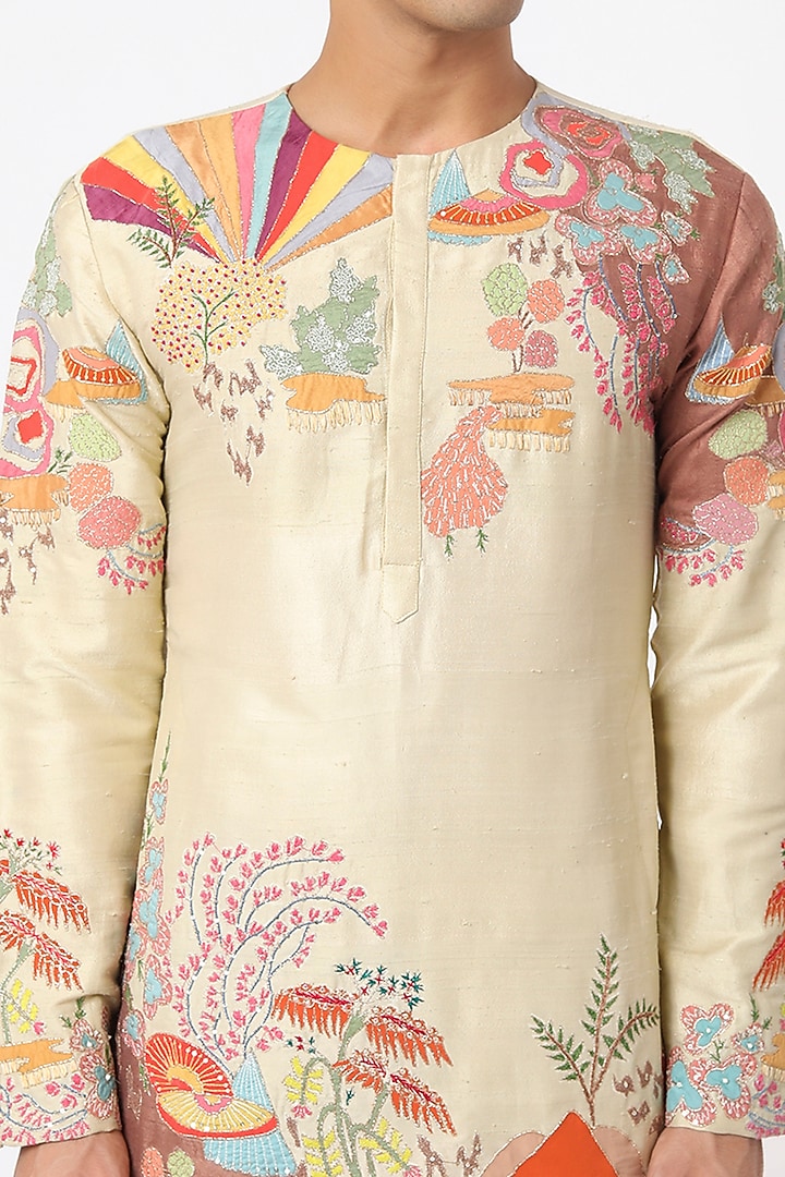 Ivory Embellished Kurta Set by Aisha Rao Men at Pernia's Pop Up Shop
