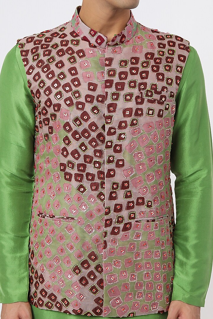 Green Raw Silk Embellished Bundi Jacket Set by Aisha Rao Men at Pernia's Pop Up Shop