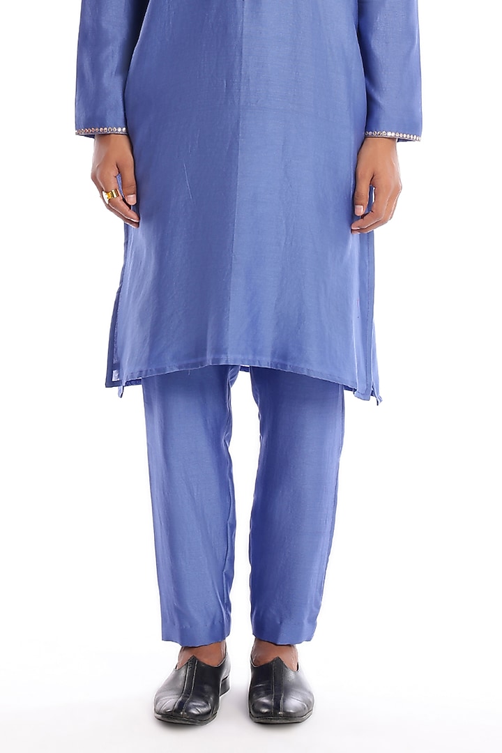 Glaucous Blue Chanderi Silk Applique Embellished Kurta Set by Aisha Rao Men at Pernia's Pop Up Shop