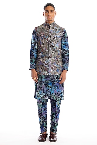 Spectrum blue Kora Dupion Printed & Embellished Bundi Jacket Set by Aisha Rao Men
