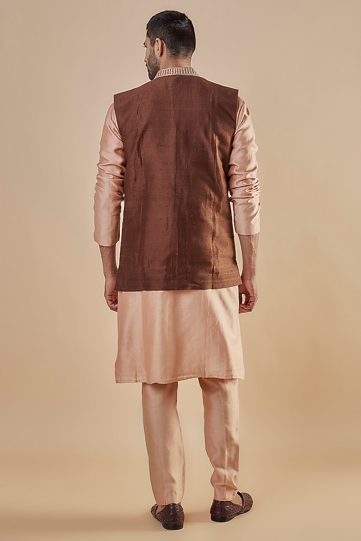 Brown Raw Silk Applique Embellished Bundi Jacket Set by Aisha Rao Men at Pernia's Pop Up Shop