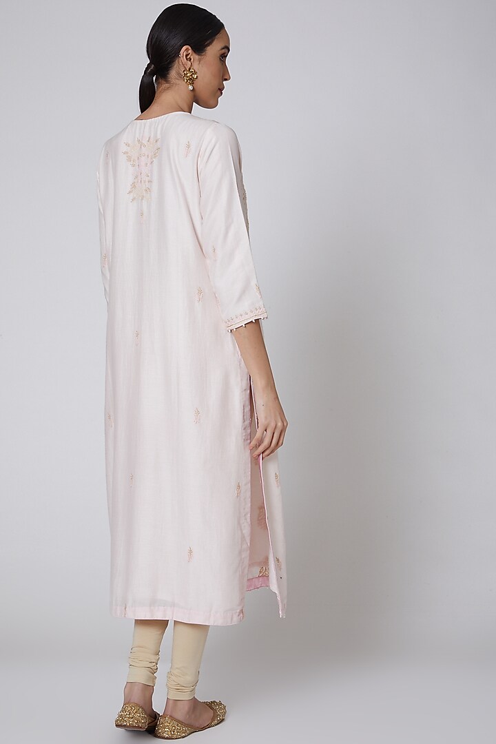 Blush Pink Embroidered Kurta Set by Anshikaa Jain at Pernia's Pop Up Shop