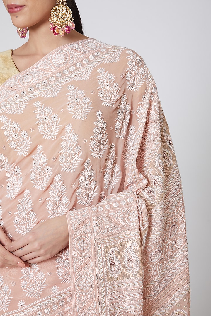 Peach Chikankari Embroidered Bridal Saree Set by Anshikaa Jain at Pernia's Pop Up Shop