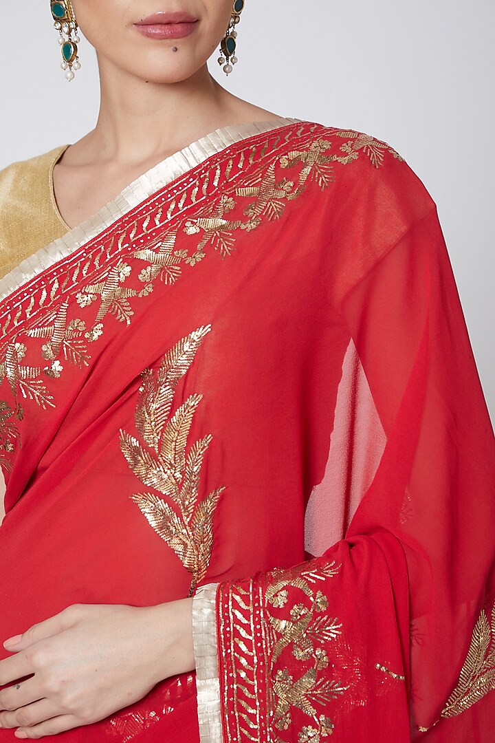Red & Gold Embroidered Bridal Saree Set by Anshikaa Jain at Pernia's Pop Up Shop