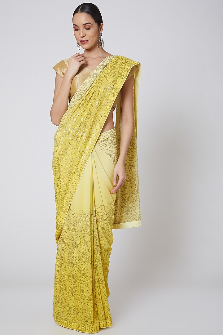 Yellow Embroidered Bridal Saree Set by Anshikaa Jain at Pernia's Pop Up Shop