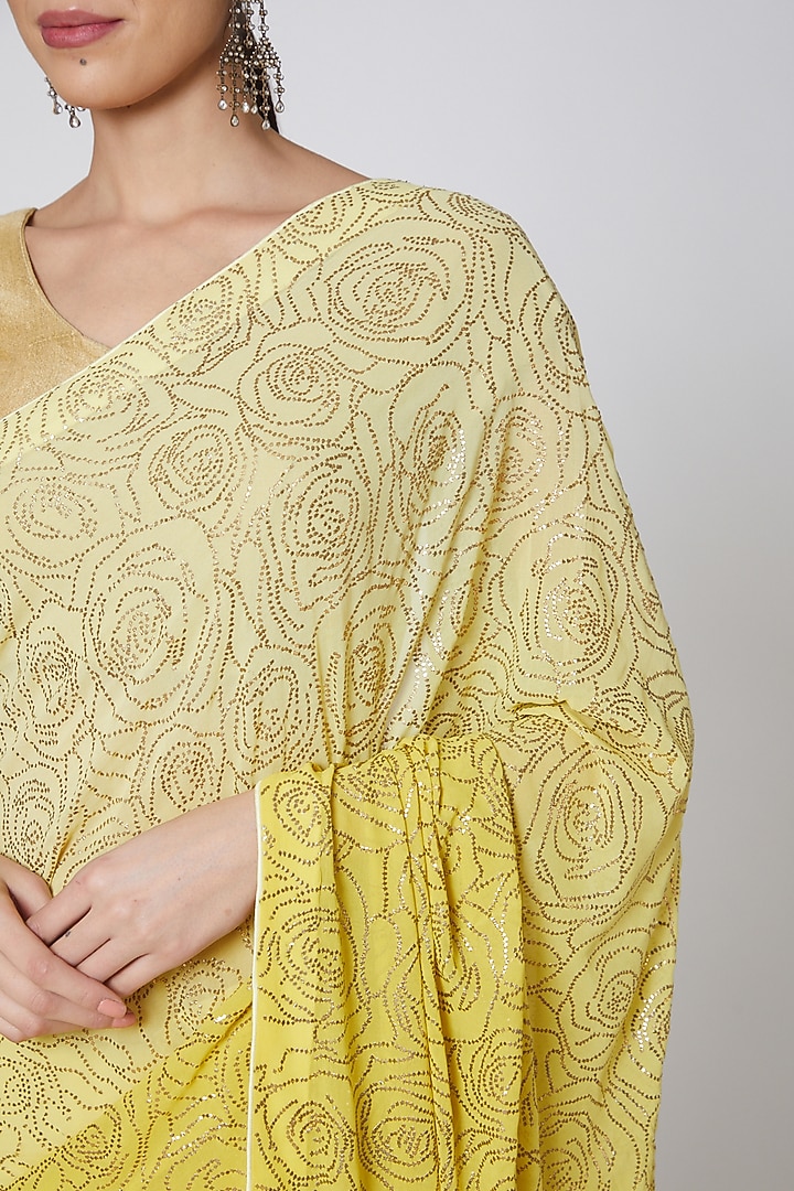 Yellow Embroidered Bridal Saree Set by Anshikaa Jain at Pernia's Pop Up Shop