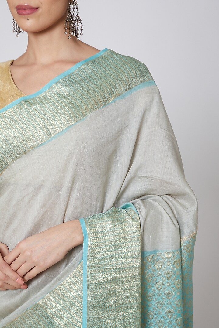 Turquoise & Grey Embroidered Wedding Saree Set by Anshikaa Jain at Pernia's Pop Up Shop