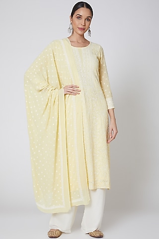 Yellow & White Embroidered Kurta Set by Anshikaa Jain