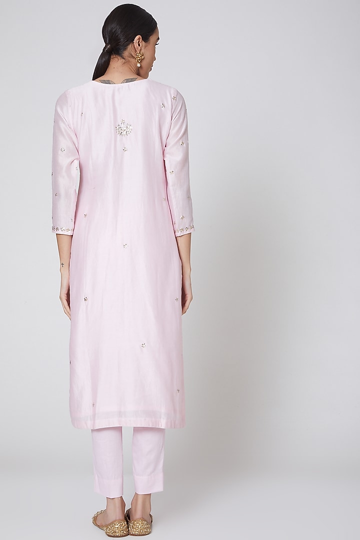 Blush Pink & Hot Pink Embroidered Kurta Set by Anshikaa Jain at Pernia's Pop Up Shop
