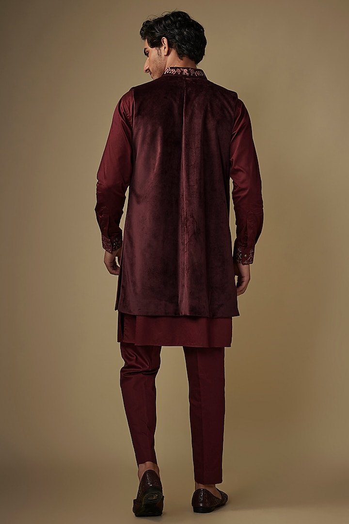 Maroon Velvet Hand & Machine Embroidered Long Jacket Set by AJAY KMR at Pernia's Pop Up Shop