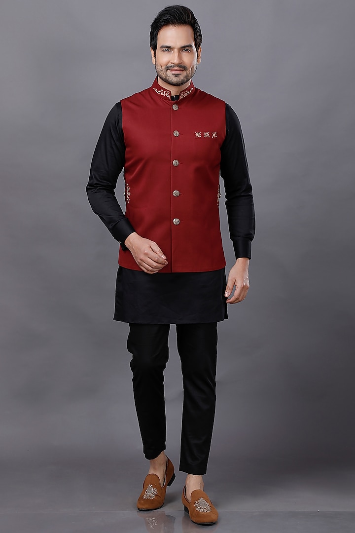 Black Embroidered Kurta Set With Nehru Jacket by AJAY KMR