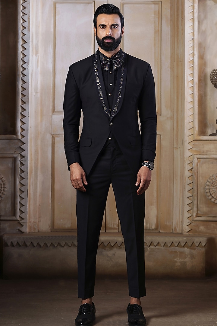 Black Hand Embroidered Tuxedo Set by AJAY KMR