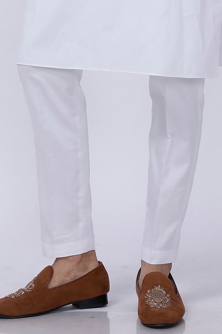 White Mercerised Cotton Embroidered Kurta Set by AJAY KMR at Pernia's Pop Up Shop