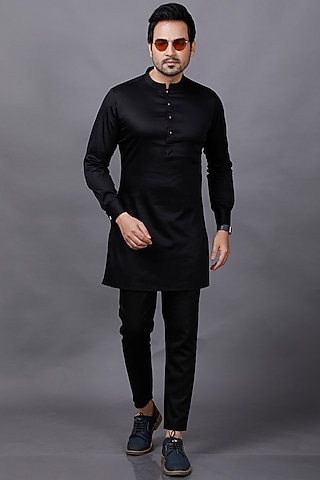 Black Mercerised Cotton Kurta Set by AJAY KMR