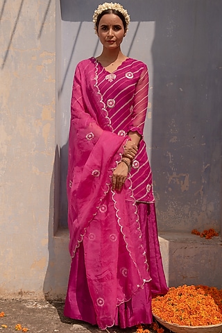 Purple Georgette Machine Embroidered Leheriya Kurta Set by Apeksha Jain Label