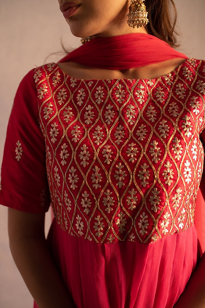Gajri Pink Raw Silk & Chiffon Machine Embroidered Party Wear Gown With Dupatta by Apeksha Jain Label at Pernia's Pop Up Shop
