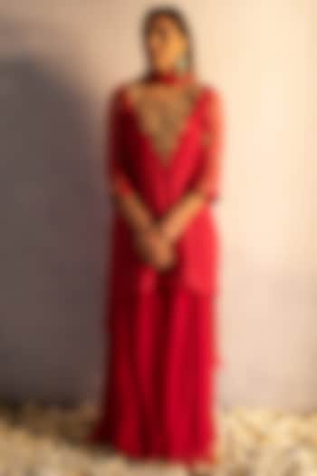 Red Georgette Hand Embroidered Leheriya Kurta Set by Apeksha Jain Label at Pernia's Pop Up Shop