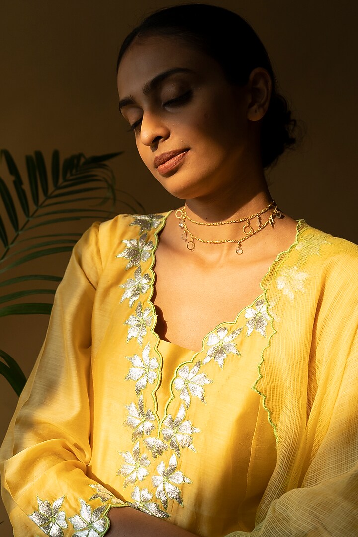 Lemon Yellow Cotton Silk Kalabattu Embroidered Kurta Set by Apeksha Jain Label at Pernia's Pop Up Shop